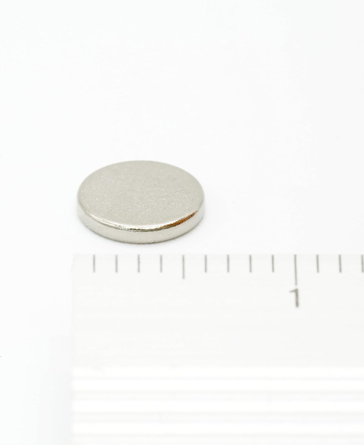 【市販最高グレード】【防錆】強力ネオジム磁石 6ｍｍ ×1mm 特殊4層メッキ N54 10個セット DIY 小型 丸型 工業用 キッチン 浴室 室外 事務所 多用途 KYOKEI