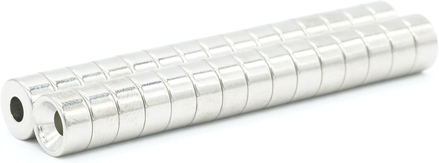 【防錆】強力ネオジム磁石 8ｍｍ ×4mm (M3皿ねじ穴) 30個セット N35 特殊4層メッキ DIY 小型 丸型 工業用 キッチン 浴室 室外 事務所 多用途 KYOKEI