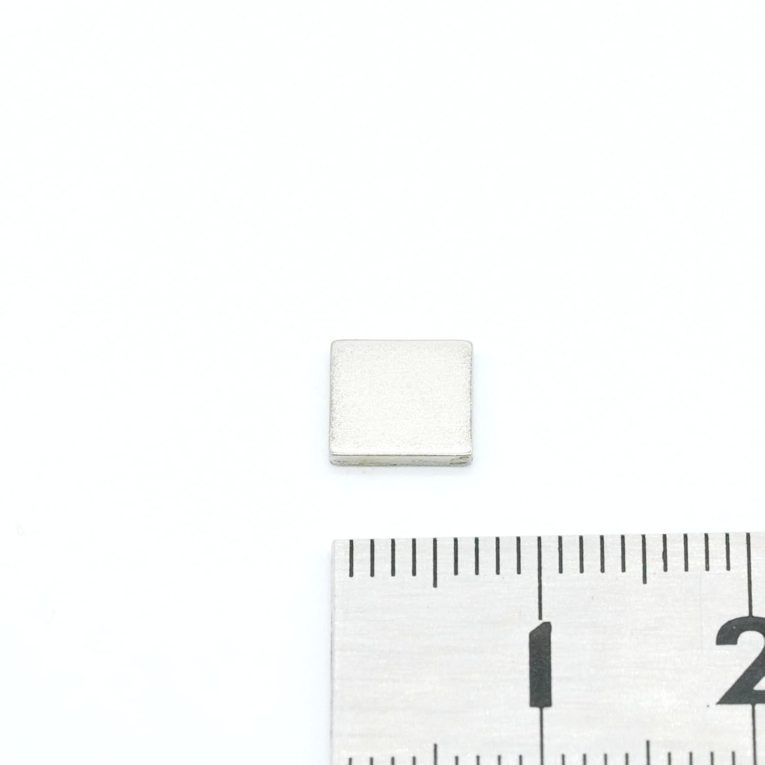 【市販最強ネオジム磁石 N54】7 x 7 x 1（mm）寸法公差±0.05 【防錆特殊4層メッキ】DIY 小型 丸型 工業用 キッチン 浴室 室外 事務所 多用途 KYOKEI (10)