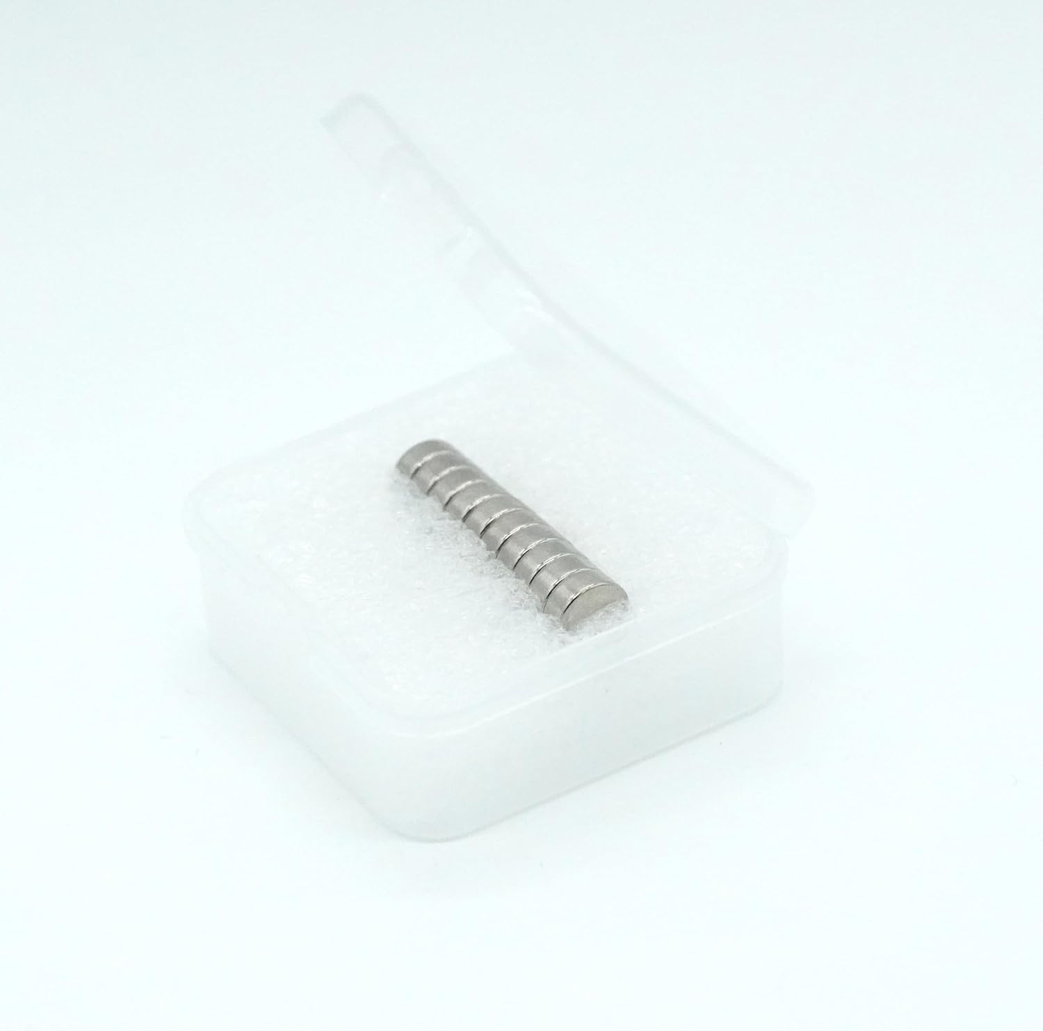 【市販最高グレード】N54 強力ネオジム磁石, Φ 8×2（mm）, (寸法公差±0.05) 【 特殊防錆4層メッキ】外径 8mm x 厚さ 2mm, DIY 小型 丸型 工業用 キッチン 浴室 室外 事務所 多用途, KYOKEI (10)