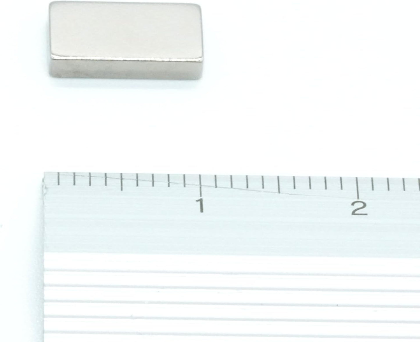 【市販最高グレード】N54 【防錆】強力ネオジム磁石, 10mm×5mm×2mm, (寸法公差±0.05) 特殊4層メッキ DIY 小型 丸型 工業用 キッチン 浴室 室外 事務所 多用途 KYOKEI (50)