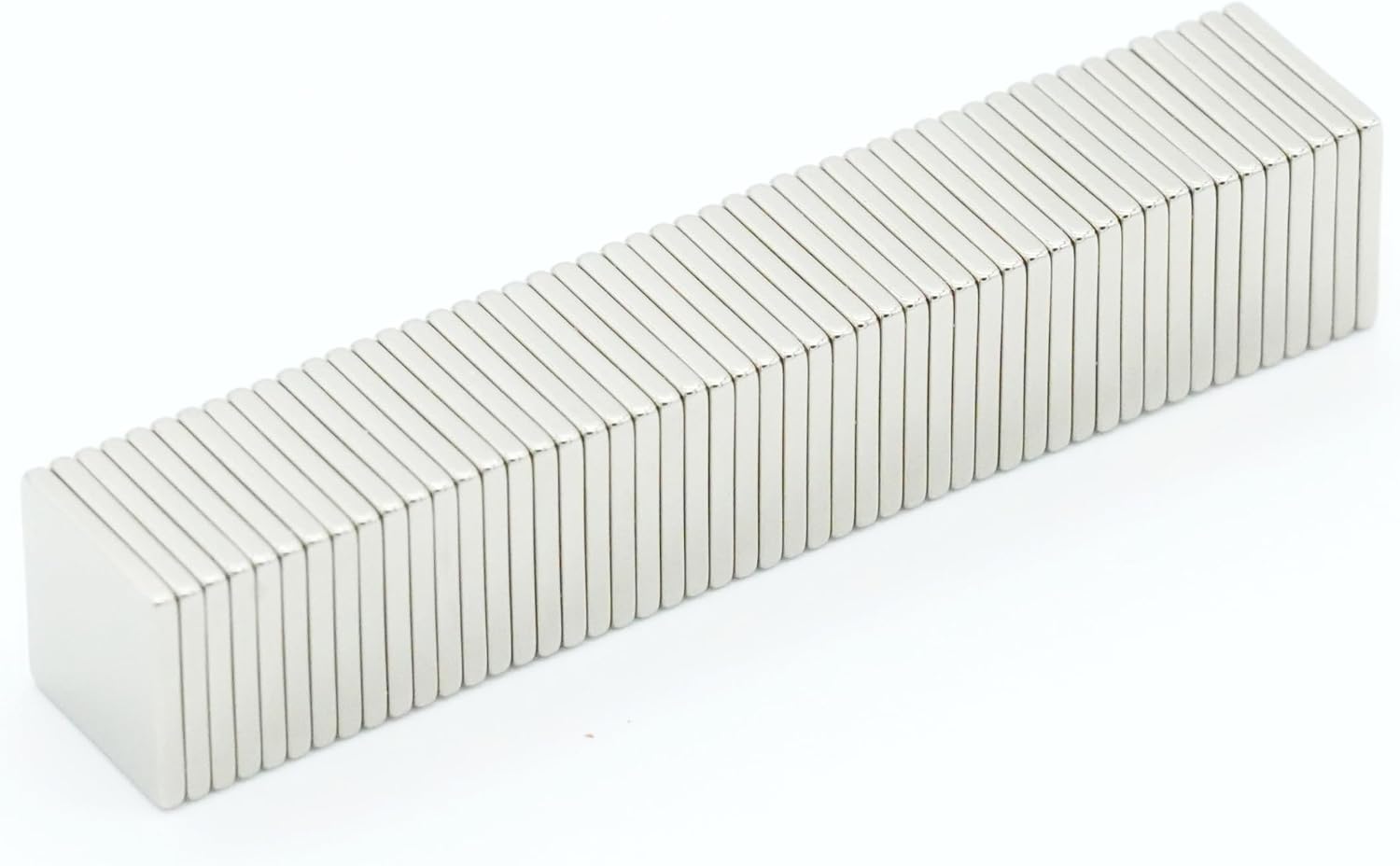 【市販最高グレード】N54 9x9x1（mm）強力ネオジム磁石 寸法公差±0.05 【防錆特殊4層メッキ】長さ9mm 幅9mm 厚さ1mm DIY 小型 角柱型 工業用 キッチン 浴室 室外 事務所 多用途 KYOKEI (50)