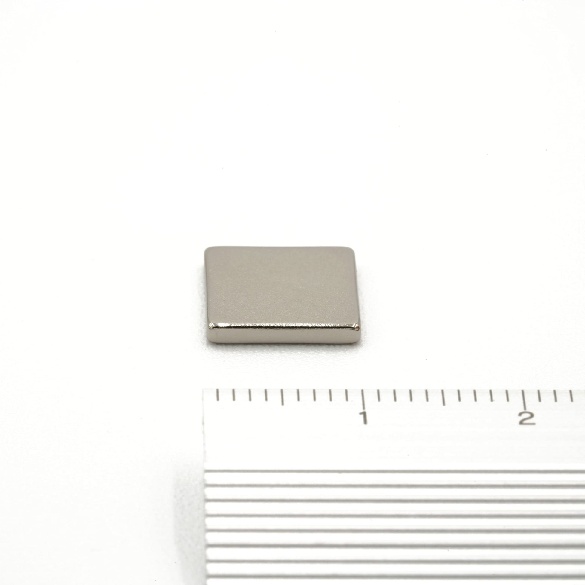 【防錆】強力ネオジム磁石 角型 10ｍｍ × 10mm × 1.5mm 100個セット N35 特殊4層メッキ DIY 小型 角型 工業用 キッチン 浴室 室外 事務所 多用途 KYOKEI