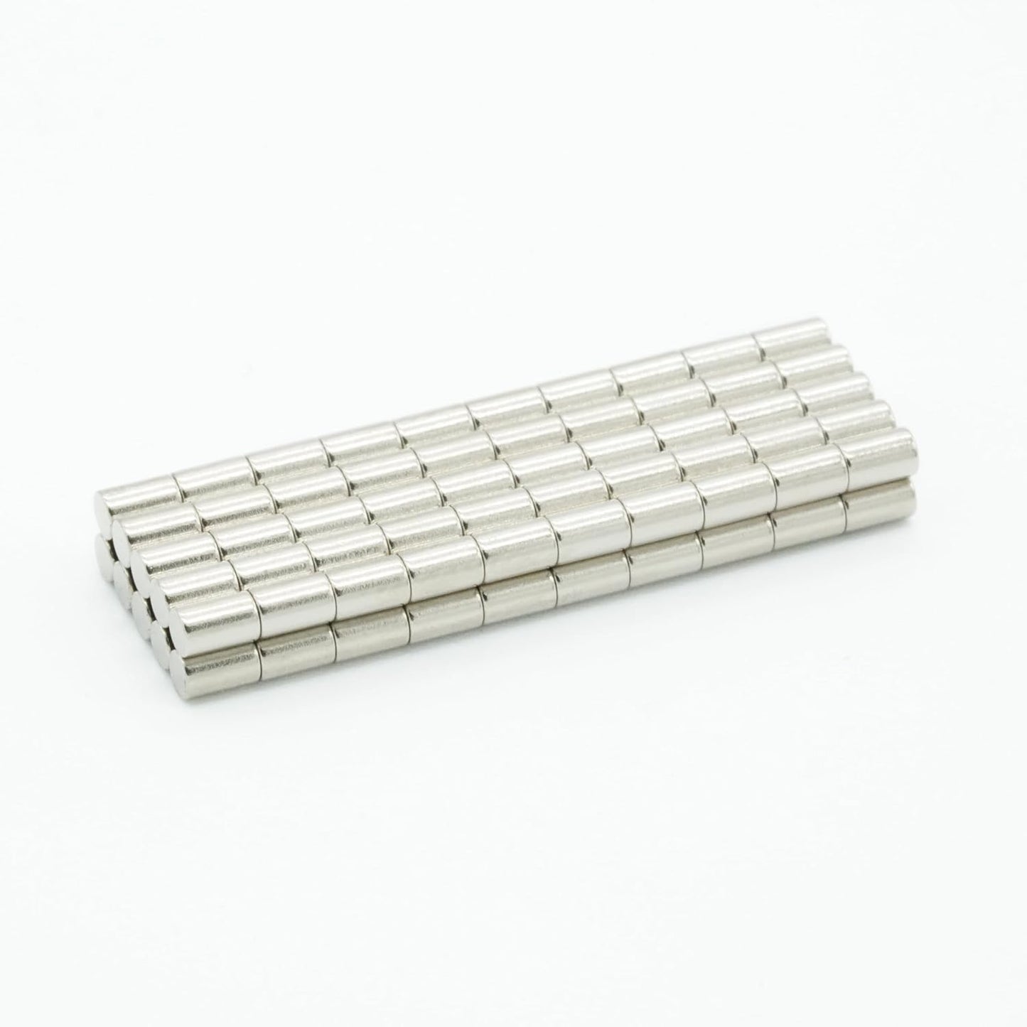 【市販最高グレード】N54 【防錆】強力ネオジム磁石 2ｍｍ ×3mm （寸法公差±0.05mm）【100個セット】特殊4層メッキ DIY 小型 丸型 工業用 キッチン 浴室 室外 事務所 多用途 KYOKEI