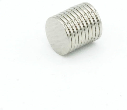 【市販最高グレード】【防錆】強力ネオジム磁石 5ｍｍ ×0.5mm 特殊4層メッキ N54 10個セット DIY 小型 丸型 工業用 キッチン 浴室 室外 事務所 多用途 KYOKEI