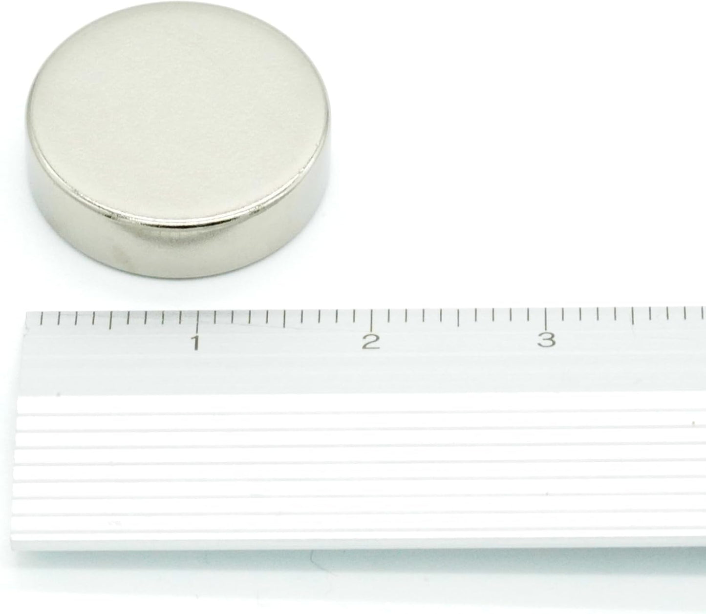 【防錆】強力ネオジム磁石 18ｍｍ × 5mm (寸法精度±0.05）N35 特殊4層メッキ 【5個セット】DIY 小型 丸型 工業用 キッチン 浴室 室外 事務所 多用途 KYOKEI