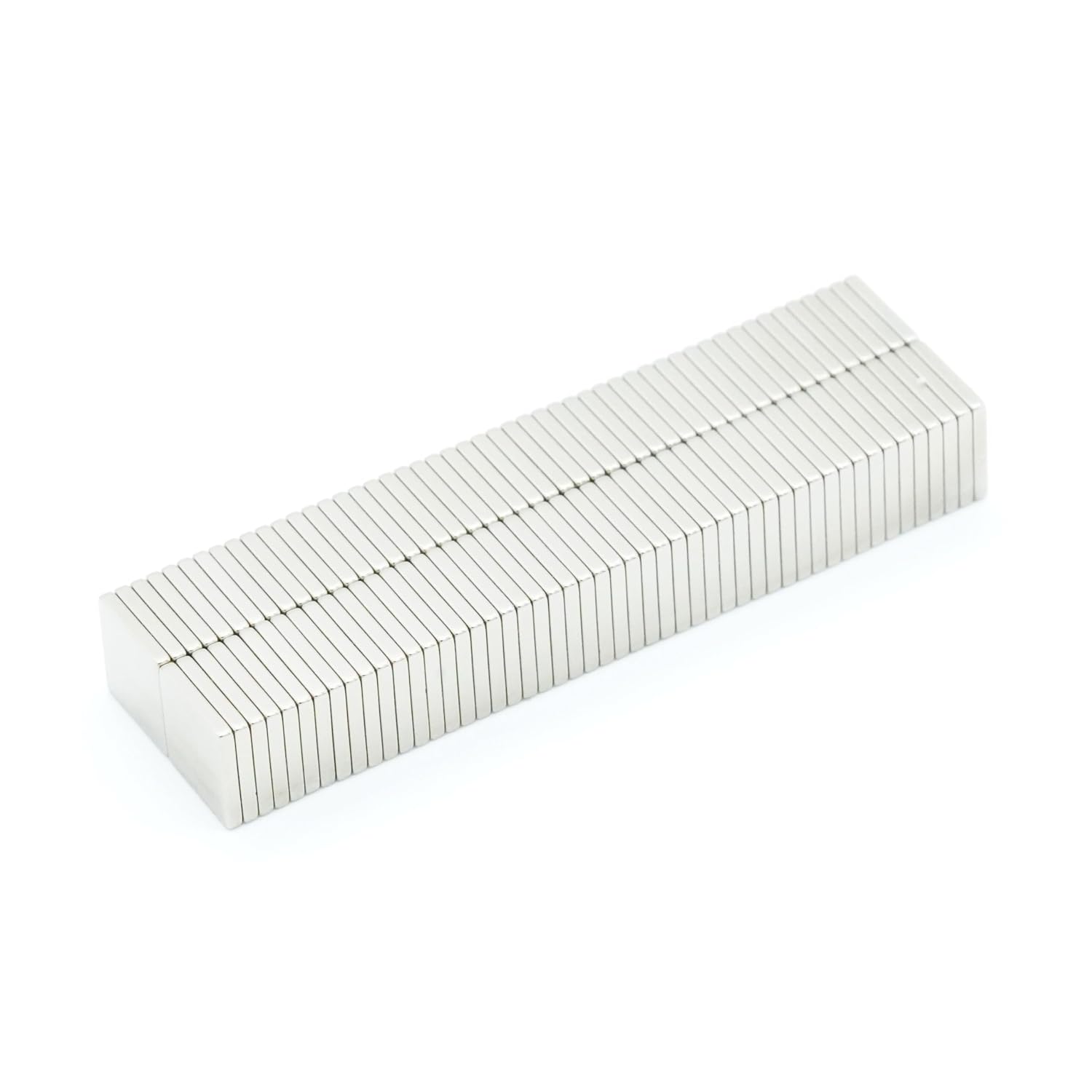 【市販最強ネオジム磁石 N54】7 x 7 x 1（mm）寸法公差±0.05 【防錆特殊4層メッキ】DIY 小型 丸型 工業用 キッチン 浴室 室外 事務所 多用途 KYOKEI (100)
