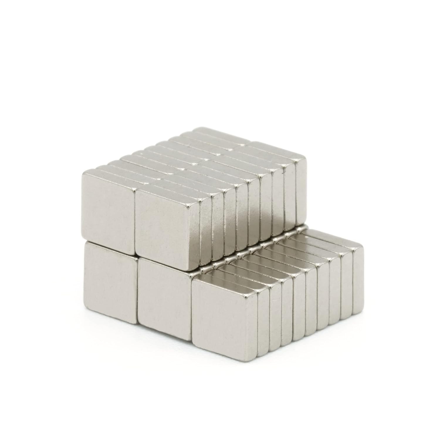 【市販最高グレード】【防錆】強力ネオジム磁石 4ｍｍ ×4mm ×1mm 50個セット 特殊4層メッキ N54 DIY 小型 角型 工業用 キッチン 浴室 室外 事務所 多用途 KYOKEI