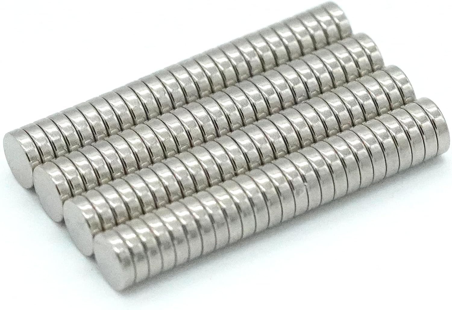【市販最高グレード】N54 強力ネオジム磁石, Φ 6 × 1.5（mm）, (寸法公差±0.05) 【特殊防錆4層メッキ】外径6mm ｘ 厚さ1.5mm、 DIY 小型 丸型 工業用 キッチン 浴室 室外 事務所 多用途 KYOKEI (100)