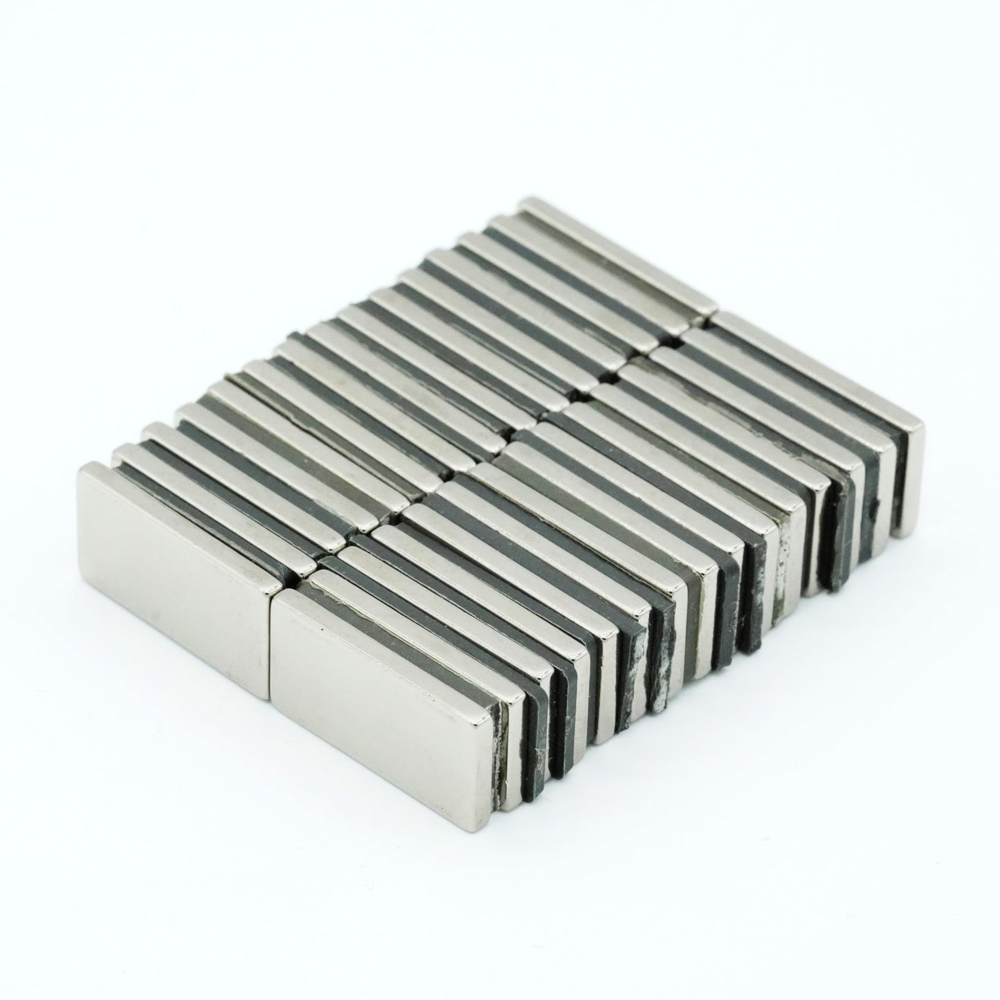 【防錆】強力ネオジム磁石 20ｍｍ × 10mm × 2mm 角型 寸法公差±0.05mm 一般グレードN35 【防錆特殊4層メッキ】 長さ 20mm × 幅 10mm × 高さ 5mm DIY・工業用 KYOKEI (30)