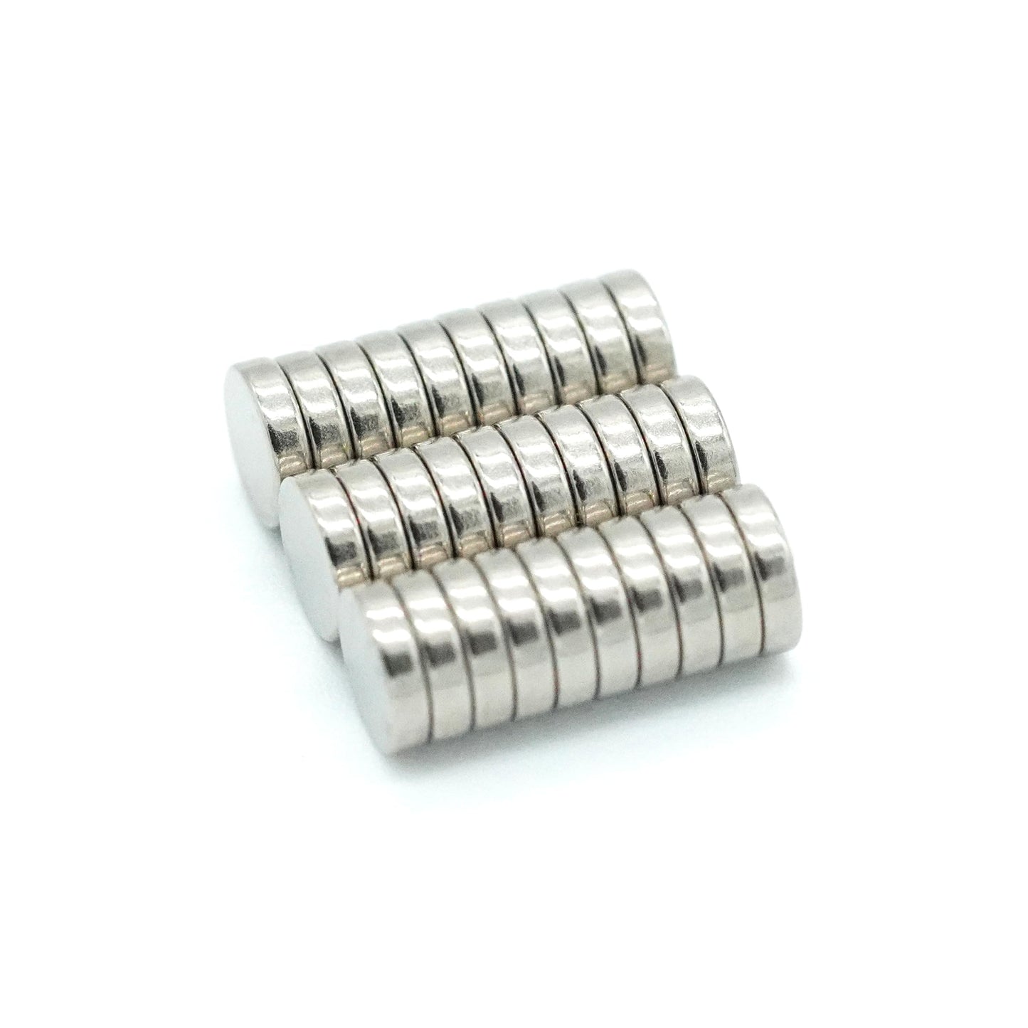 【市販最高グレード】N54 強力ネオジム磁石, Φ 6 × 1.5（mm）, (寸法公差±0.05) 【特殊防錆4層メッキ】外径6mm ｘ 厚さ1.5mm、 DIY 小型 丸型 工業用 キッチン 浴室 室外 事務所 多用途 KYOKEI (30)