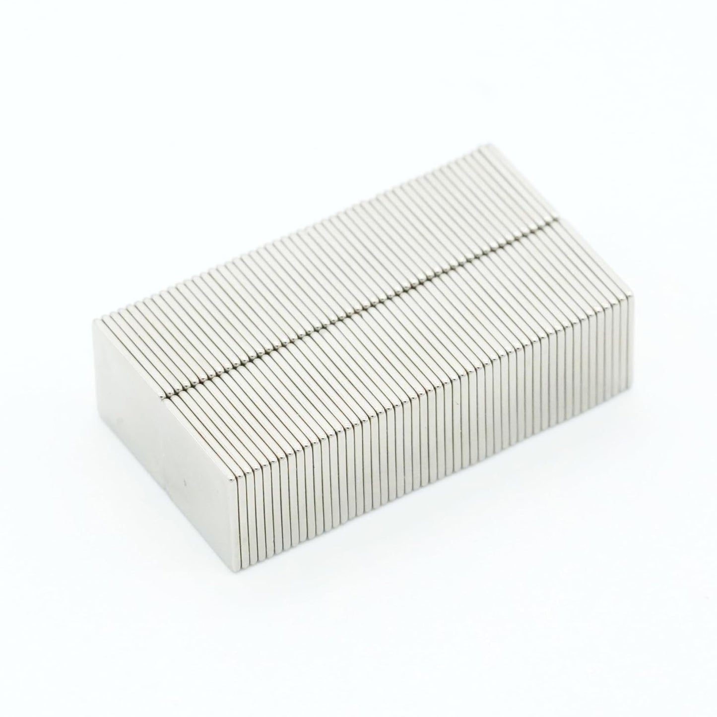 【市販最強ネオジム磁石 N54】7 x 7 x 0.5（mm）寸法公差±0.05 【防錆特殊4層メッキ】DIY 小型 丸型 工業用 キッチン 浴室 室外 事務所 多用途 KYOKEI (100)