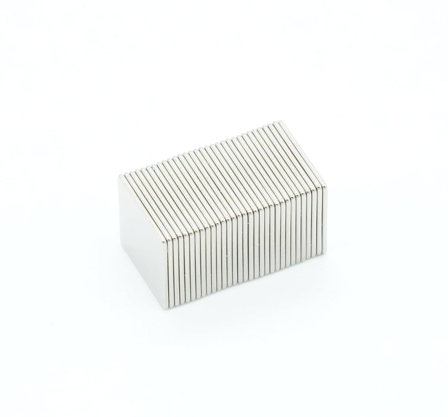 【市販最強ネオジム磁石 N54】9 x 9 x 0.5（mm）寸法公差±0.05 【防錆特殊4層メッキ】DIY 小型 丸型 工業用 キッチン 浴室 室外 事務所 多用途 KYOKEI (30)