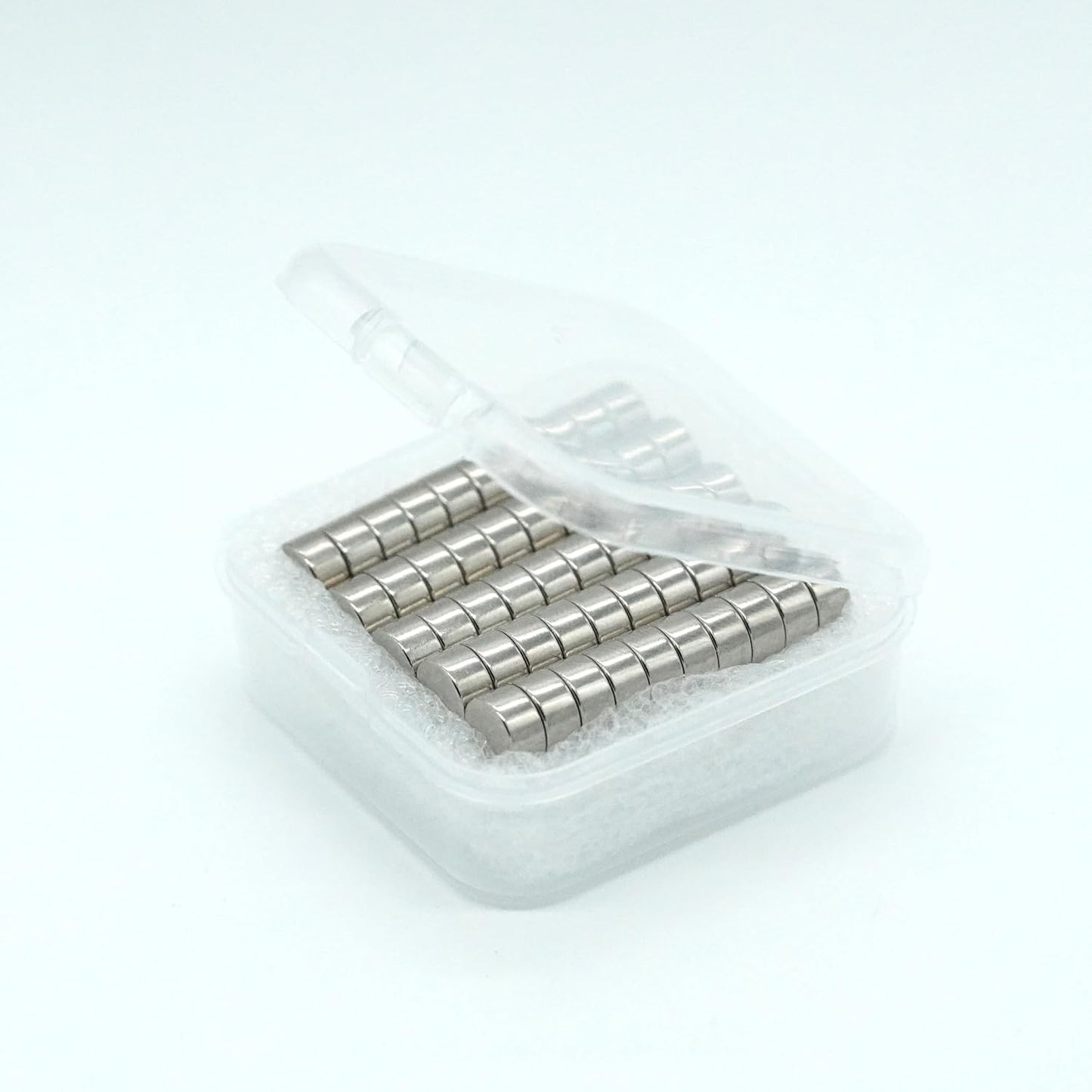 100個入り【市販最高グレード】【防錆】N54 強力ネオジム磁石, Φ10 ×3 (mm), 寸法公差±0.05 特殊4層メッキ DIY 小型 丸型 工業用 キッチン 浴室 室外 事務所 多用途 KYOKEI (100)