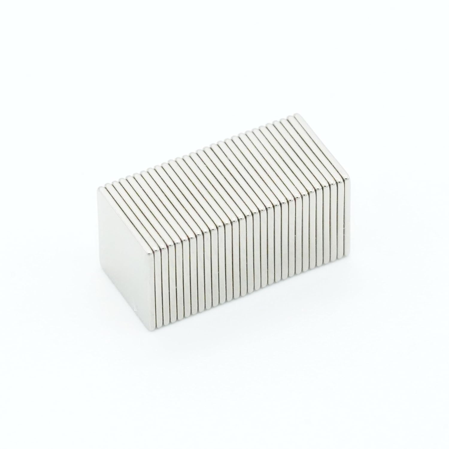 【市販最強ネオジム磁石 N54】7 x 7 x 0.5（mm）寸法公差±0.05 【防錆特殊4層メッキ】DIY 小型 丸型 工業用 キッチン 浴室 室外 事務所 多用途 KYOKEI (30)