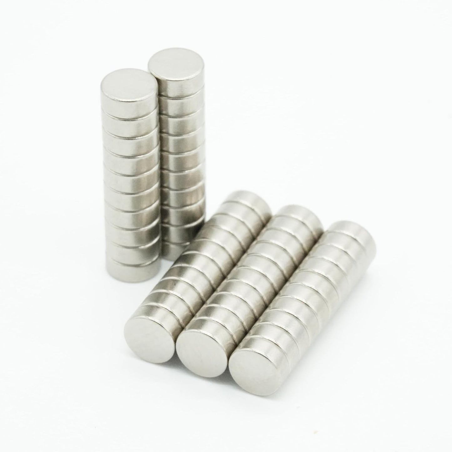 【市販最高グレード】【防錆】強力ネオジム磁石 5ｍｍ × 2mm N54 50個セット 特殊4層メッキ DIY 小型 丸型 工業用 キッチン 浴室 室外 事務所 多用途 KYOKEI