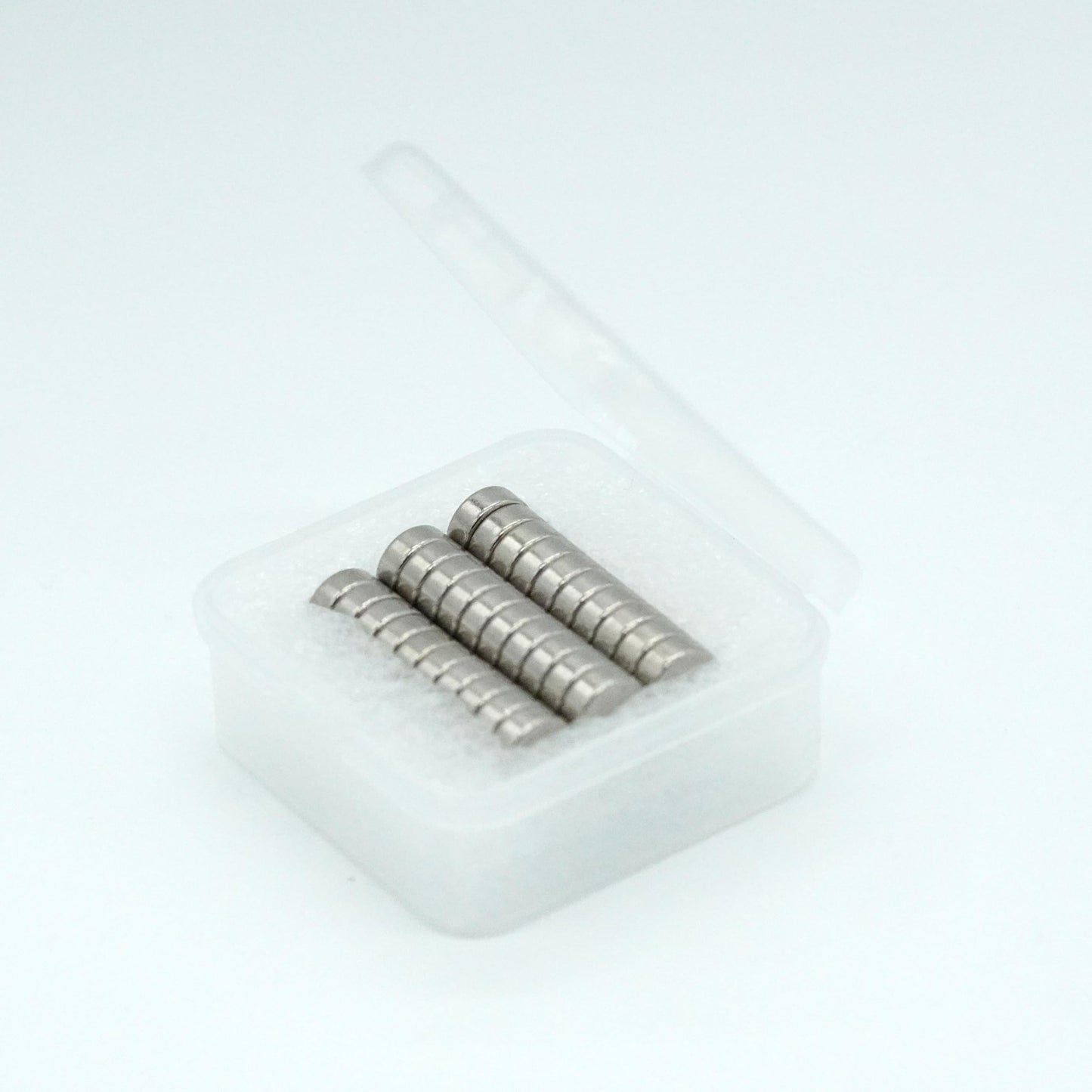 【市販最高グレード】N54 Φ 8×3（mm）強力ネオジム磁石 (寸法公差±0.05) 【防錆特殊4層メッキ】外径8mm x 厚さ3mm, DIY 小型 円柱型 工業用 キッチン 浴室 室外 事務所 多用途 KYOKEI (30)