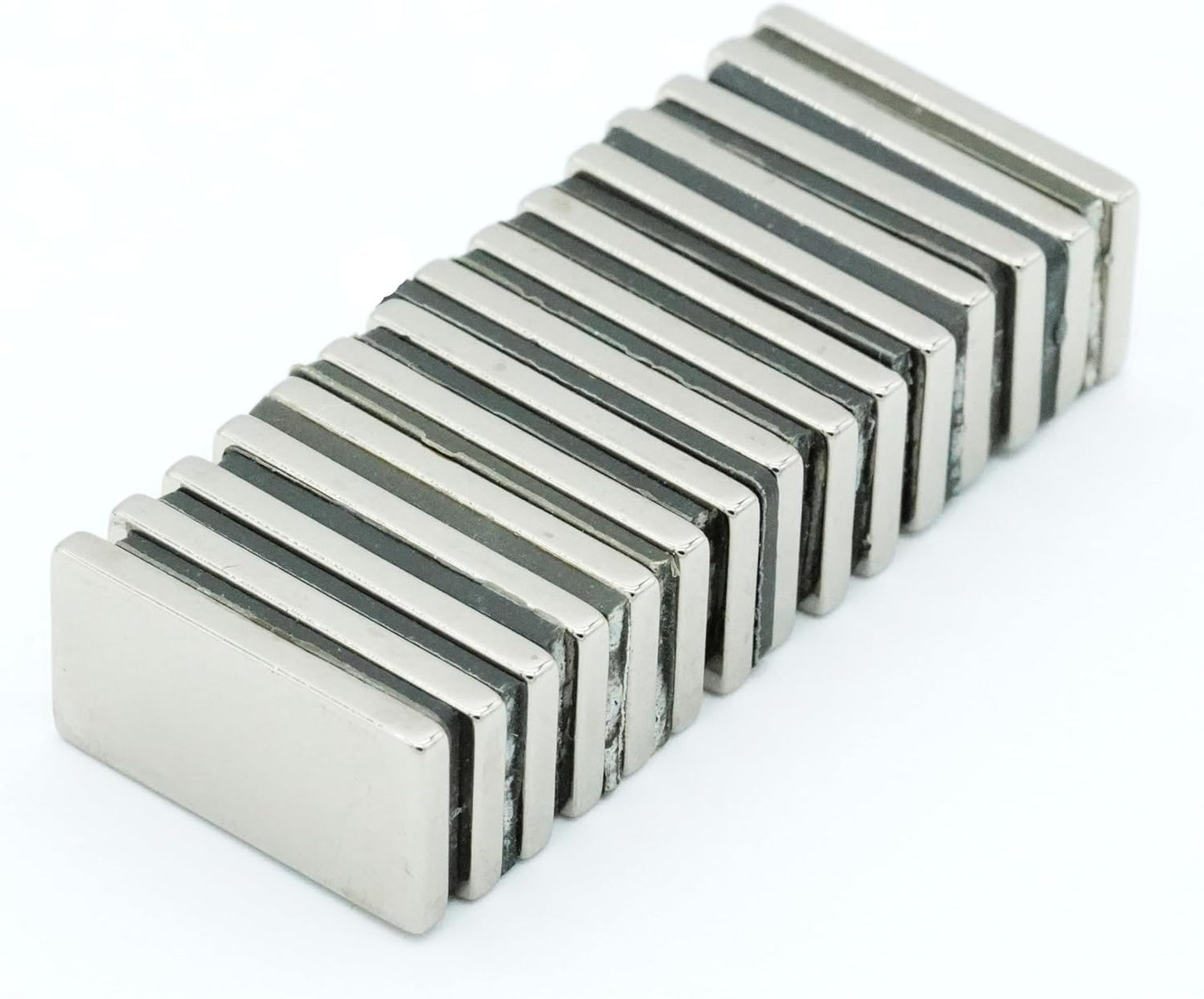 15個入り【防錆】強力ネオジム磁石 N35 20 × 10 × 2（mm） 角型 寸法公差±0.05mm 【防錆特殊4層メッキ】 長さ 20mm × 幅 10mm × 高さ ２mm DIY・工業用 KYOKEI (15)