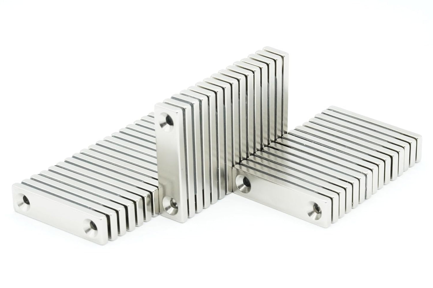 【防錆】強力ネオジム磁石 40ｍｍ × 10ｍｍ × 3mm（M3皿ねじ穴） 特殊4層メッキ N35 DIY 小型 角型 工業用 キッチン 浴室 室外 事務所 多用途 KYOKEI (50個セット)