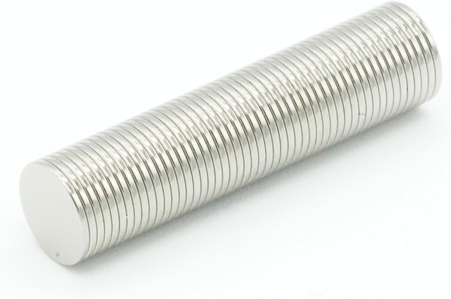 【市販最高グレード】【防錆】強力ネオジム磁石 6ｍｍ ×0.5mm 特殊4層メッキ N54 50個セット DIY 小型 丸型 工業用 キッチン 浴室 室外 事務所 多用途 KYOKEI