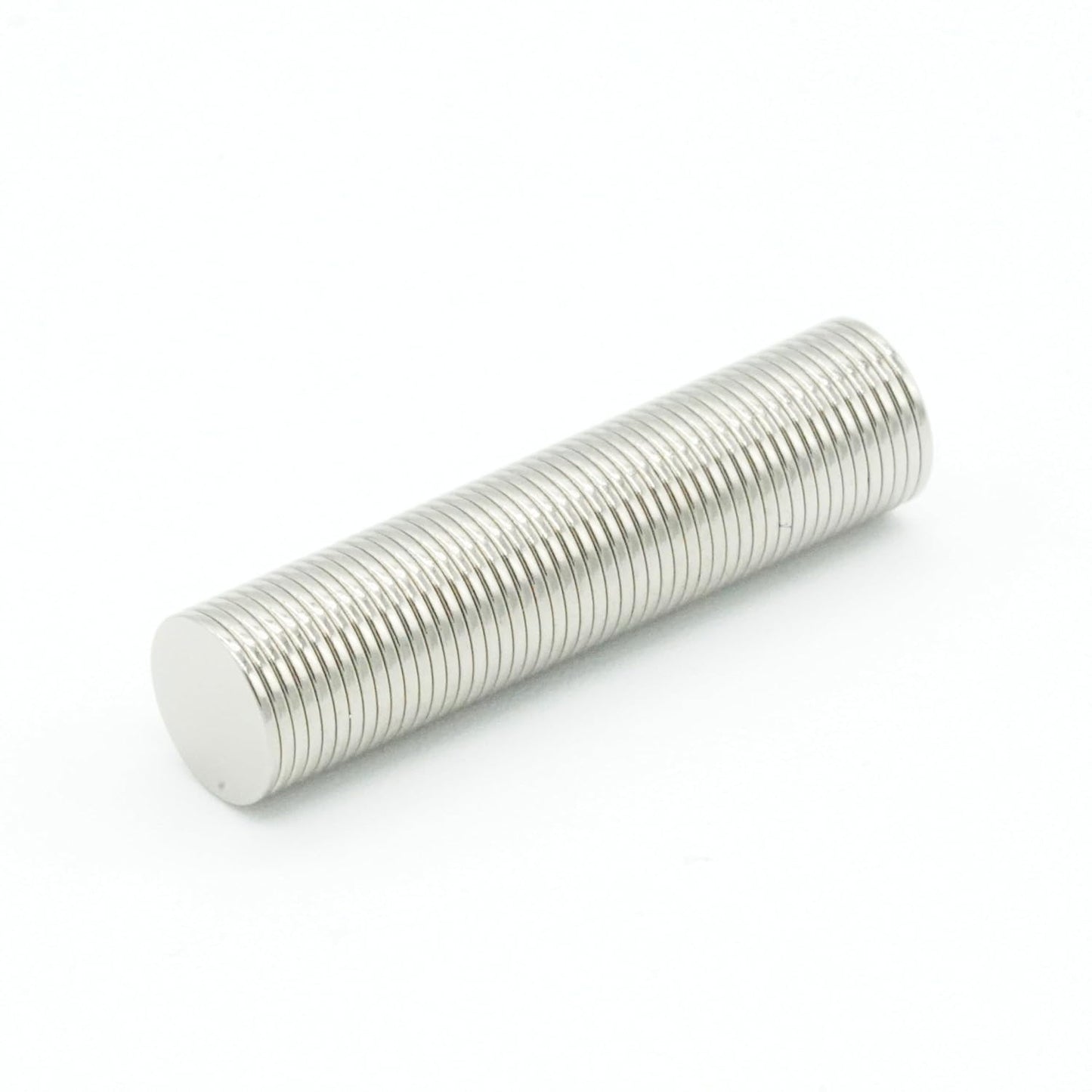 【耐熱強力】ネオジム磁石 N48SH, Φ6×0.5 (mm), (寸法公差±0.05mm) 【耐熱150℃】【防錆特殊4層メッキ】 DIY 小型 丸型 工業用 キッチン 浴室 室外 事務所 多用途 KYOKEI (50)